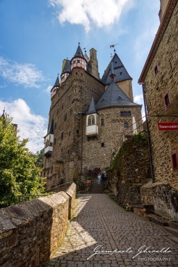 2023-08-17_Castello-di-Eltz-3766.jpg