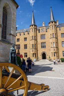 2023-08-18_Castello-di-Hohenzollerm-3896.jpg