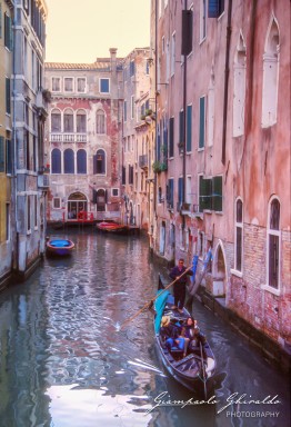 114-1993-Venezia-008_tonemapped.jpg