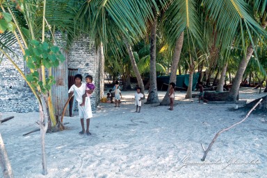 19900800_Maldive_101-2.jpg